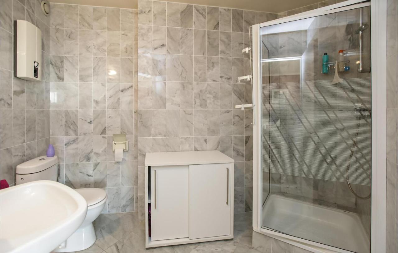 1 Bedroom Lovely Apartment In Oostende מראה חיצוני תמונה